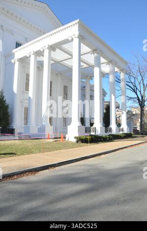 3 décembre 2011 - Richmond, Virginie, États-Unis Lincoln est un film dramatique biographique basé sur la biographie de Lincoln par Doris Kearns Goodwins, Team of Rivals : The Political Genius of Abraham Lincoln. Le tournage a lieu au State Capital Building à Richmond. Le bâtiment et le terrain ont été transformés pour reproduire la Maison Blanche en 1865. (Crédit imgae : ©Tina Fultz/ZUMA Press) Banque D'Images