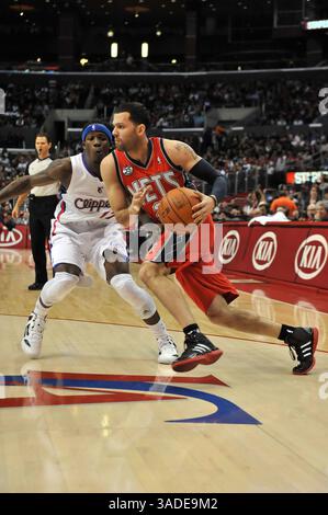 16 janvier 2012 Los Angeles, CA. Jordan Farmar, deuxième point de garde des nets du New Jersey, en action en première mi-temps lors du match de basket-ball NBA opposant les nets du New Jersey aux Clippers de Los Angeles au Staples Center de Los Angeles, Californie. Les Clippers de Los Angeles battent les nets du New Jersey 101-91. Louis Lopez/CSM(Credit image : © Louis Lopez/Cal Sport Media/ZUMAPRESS.com) Banque D'Images