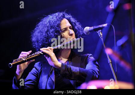 14 juin 2011 - Toronto, Ontario, Canada - Yemen Blues en concert au festival LUMINATO de Toronto (crédit image : © Igor Vidyashev/ZUMAPRESS.com) Banque D'Images