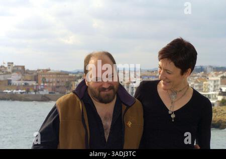 09 oct. 2005 ; Sitges, Barcelone, Espagne ; DAVE MCKEAN et LISA HENSON de la Jim Henson Company lors de l'appel photo pour 'Mirrormask' au Festival du film de Sitges 2005 en Espagne. Photo le 9 octobre 2005.. (Crédit image : Robert Marquardt/ZUMAPRESS.com) Banque D'Images