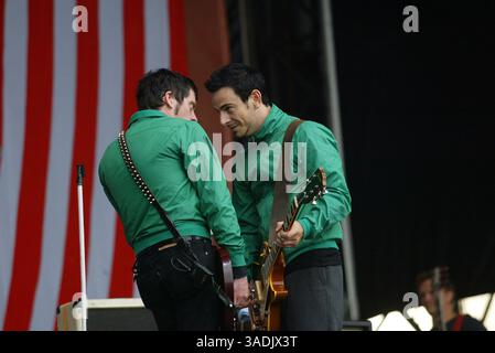 16 août 2005 ; Budapest, HONGRIE ; les BEATSTEAKS se produisent en concert au Festival Sziget annuel à Budapest, Hongrie. (Crédit image : NorthFoto/ZUMAPRESS.com) Banque D'Images