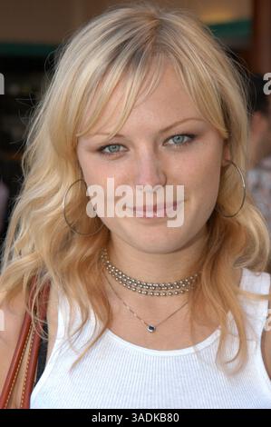 21 avril 2004 ; Newport Beach, CA, États-Unis ; L'actrice MALIN ACKERMAN lors de la projection de 'The Utopian Society' lors du Newport Beach film Festival 2004. (Image de crédit : NBFF/ZUMAPRESS.com) Banque D'Images