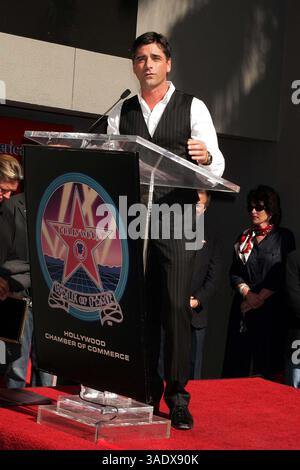 I14526CHW . John Stamos célèbre 25 ans dans le Biz avec Star sur le Hollywood Walk of Fame .7021 Hollywood Blvd, Hollywood, CA .11/16/09 . JOHN STAMOS. 2009 (crédit image : Ed Geller/Globe photos/ZUMAPRESS.com) Banque D'Images