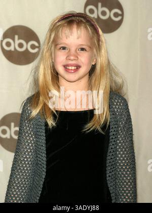 15 novembre 2003 ; New York, NY, États-Unis ; L'actrice SOFIA VASSILIEVA à la projection de la première mondiale 'Eloise at Christmastime' NY à l'hôtel Plaza. (Crédit image : Nancy Kaszerman/ZUMAPRESS.com) Banque D'Images