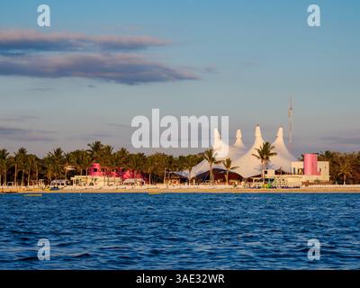 Côte ouest au coucher du soleil, île de Cozumel, État de Quintana Roo, Mexique Banque D'Images