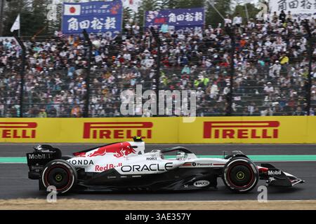 Suzuka, Japon. 6 avril 2025. Le Japonais Tsunoda Yuki de Red Bull Racing participe au Grand Prix du Japon de formule 1 2025 sur le circuit de Suzuka à Suzuka, au Japon, le 6 avril 2025. Crédit : BaO Di/Xinhua/Alamy Live News Banque D'Images