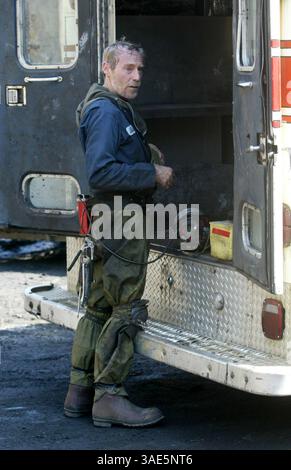 30 septembre 2002 ; Somerset County, PA, États-Unis ; L'acteur J.D. SOUTHER (comme Dennis Hall) sur le tournage du téléfilm réalisé sur la mine Quecreek par ABC.. (Crédit image : Jason Cohn/ZUMAPRESS.com) Banque D'Images
