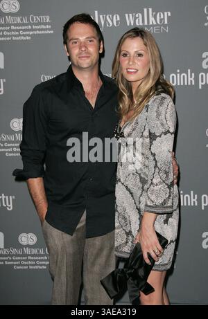 13 septembre 2008 - Santa Monica, Californie, États-Unis - BARRY WATSON et TRACY HUTSON à la 4e fête rose annuelle qui s'est tenue à l'aéroport Hanger 8-Santa Monica (crédit image : Lisa O'Connor/ZUMAPRESS.com) Banque D'Images