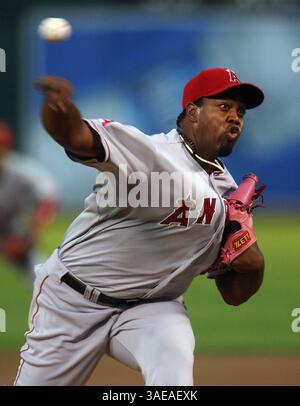 13 septembre 2011 - Oakland, CA, États-Unis - Jerome Williams, joueur des Los Angeles Angels, lance lors de la première manche contre les Oakland Athletics au O.co Coliseum le mardi 13 septembre 2011, à Oakland, Californie. (Crédit image : © Jane Tyska/Oakland Tribune/MCT/ZUMAPRESS.com) Banque D'Images