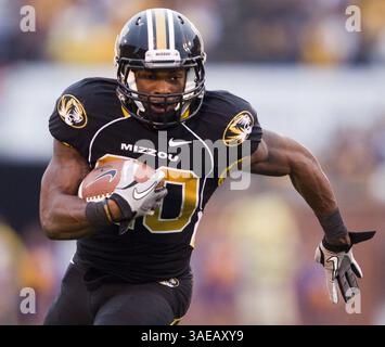17 septembre 2011 - Columbia, MO, USA - Missouri Running Back Henry Josey (20 ans) se porte au cours du premier quart contre l'Université Western Illinois à on Faurot Field/Memorial Stadium à Columbia, Missouri, le samedi 17 septembre 2011. Le Missouri bat Western Illinois, 69-0. (Crédit image : © Shane Keyser/Kansas City Star/MCT/ZUMAPRESS.com) Banque D'Images