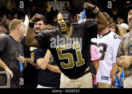 18 septembre 2011 : les fans des Saints de la Nouvelle-Orléans lors du match de football NFL entre les Bears de Chicago et les Saints de la Nouvelle-Orléans au Superdome de Louisiana à la Nouvelle-Orléans, LOUISIANE. (Crédit image : © Jonathan Bachman/Cal Sport Media/ZUMAPRESS.com) Banque D'Images