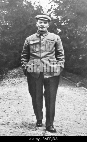 19 décembre 2007 - Moscou, Union soviétique - Vladimir Ilyich Oulianov, mieux connu sous le pseudonyme de Lénine ou VLADIMIR LÉNINE (22 avril 1870 C 21 janvier 1924), était un révolutionnaire russe, un politicien communiste, le principal dirigeant de la Révolution d'octobre, le premier chef de la République socialiste soviétique de Russie et à partir de 1922, le premier dirigeant de facto de l'Union soviétique. Il est le créateur du léninisme, une extension de la théorie marxiste. PHOTO : Vladimir Lénine in Gorkit (crédit image : Mariela Lombard/ZUMAPRESS.com) Banque D'Images