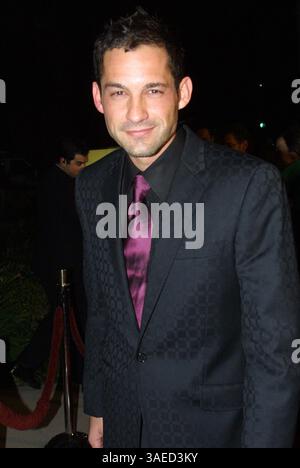 18 décembre 2001 ; Los Angeles, CA, États-Unis ; L'acteur ENRIQUE Murciano @ LA première de 'Black Hawk Down.'. (Crédit image : Robert Millard/ZUMAPRESS.com) Banque D'Images