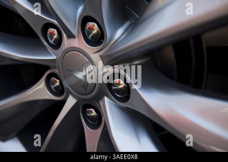 9 novembre 2011 - Palo Alto, CA, États-Unis - vue extérieure du prototype bêta Model S de Tesla. (Crédit image : © Dai Sugano/San Jose Mercury News/MCT/ZUMAPRESS.com) Banque D'Images
