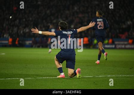 UEFA 2024 Champions League Group 16 match entre le Paris Saint-Germain et Liverpool, Parc de Princes Stadium, 5 mars 2025 avec : Khvicha Kvaratskhelia où : Paris, France quand : 05 mars 2025 crédit : Anthony Stanley/WENN Banque D'Images