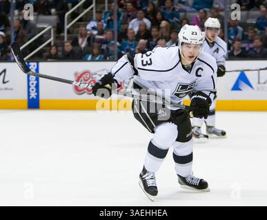 23 décembre 2011 : L'attaquant des Kings Dustin Brown en action lors du match de hockey dans la LNH opposant les Kings de Los Angeles et les Sharks de San Jose à la HP Arena de San Jose, EN CALIFORNIE. Les Sharks ont battu les Kings 2-1 lors d'une fusillade. â© Damon Tarver/Cal Sport Media(image crédit : © Damon Tarver/Cal Sport Media/ZUMAPRESS.com) Banque D'Images