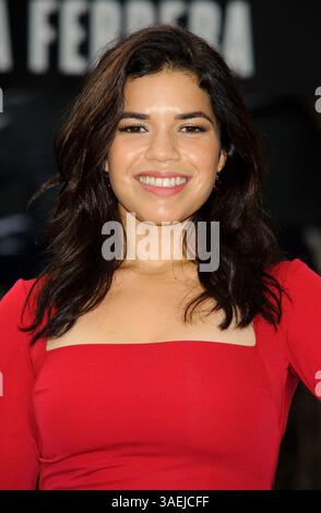 31 octobre 2011 - Londres, New York, Grande-Bretagne - . . . . . . . . . . VENTES AUX ÉTATS-UNIS UNIQUEMENT. . . . . Octobre 31 2011, London America Ferrera à la photocall pour Chicago au Garrick Theatre le 31 2011 octobre à Londres (crédit image : © Sharkpixs/ZUMAPRESS.com) Banque D'Images