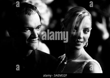 15 mai 2004 ; Cannes, FRANCE ; le réalisateur QUENTIN TARANTINI et UMA THURMAN lors de la présentation du film 'Kill bill 2' au 57ème festival international du film à Cannes. (Image de crédit : Becky Fluke/ZUMAPRESS.com) Banque D'Images