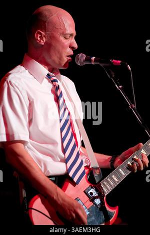18 mars 2005 ; Seattle, WA, États-Unis ; Président des États-Unis d'Amérique CHRIS BALLEW se produisant au concert pour la Northwest School. La Northwest School a lancé ses célébrations de son 25e anniversaire avec le concert pour la Northwest School au Paramount Theater de Seattle. (Crédit image : Daren Fentiman/ZUMAPRESS.com) Banque D'Images