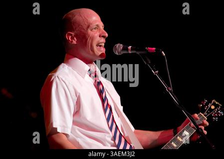 18 mars 2005 ; Seattle, WA, États-Unis ; Président des États-Unis d'Amérique CHRIS BALLEW se produisant au concert pour la Northwest School. La Northwest School a lancé ses célébrations de son 25e anniversaire avec le concert pour la Northwest School au Paramount Theater de Seattle. (Crédit image : Daren Fentiman/ZUMAPRESS.com) Banque D'Images