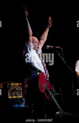18 mars 2005 ; Seattle, WA, États-Unis ; Président des États-Unis d'Amérique CHRIS BALLEW se produisant au concert pour la Northwest School. La Northwest School a lancé ses célébrations de son 25e anniversaire avec le concert pour la Northwest School au Paramount Theater de Seattle. (Crédit image : Daren Fentiman/ZUMAPRESS.com) Banque D'Images