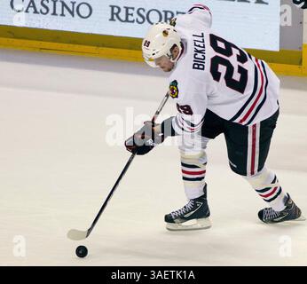 23 novembre 2011 : Bryan Bickell (29 ans), Blackhawks de Chicago, lors du match contre les Sharks de San Jose. Sharks battent les Blackhawks 1-0 au HP Pavillion à San Jose, CA. (Crédit image : © William Mancebo/Cal Sport Media/ZUMAPRESS.com) Banque D'Images