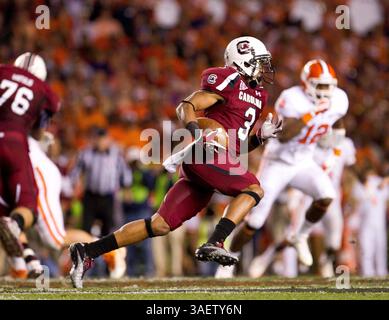 26 novembre 2011 - Columbia, Caroline du Sud, U. S - Caroline du Sud Gamecocks large récepteur Damiere Byrd (3) en action pendant le match de football Caroline du Sud vs Clemson. Les Gamecocks battent les Tigers 34 à 13. (Crédit image : © Tony Brown/Southcreek/ZUMAPRESS.com) Banque D'Images
