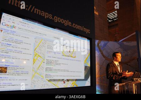 Sep 23, 2008 - Manhattan, New York, États-Unis - TOM SLY, responsable du développement des nouvelles affaires chez Google, présente le service en tant que Metropolitan Transportation Authority (crédit image : Bryan Smith/ZUMAPRESS.com) Banque D'Images