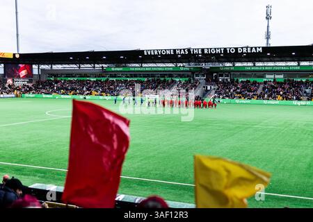 Farum, Danemark. 06 avril 2025. Les joueurs des deux équipes s’alignent pour le match de Superliga 3F entre le FC Nordsjaelland et le FC Copenhagen à Right to Dream Park à Farum. Crédit : Gonzales photo/Alamy Live News Banque D'Images