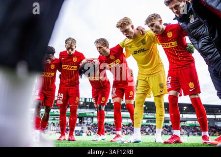 Farum, Danemark. 06 avril 2025. Les joueurs du FC Nordsjaelland s’unissent en caucus lors du match de 3F Superliga entre le FC Nordsjaelland et le FC Copenhagen à Right to Dream Park à Farum. Crédit : Gonzales photo/Alamy Live News Banque D'Images
