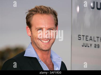 17 juillet 2005 ; Coronado, Californie, États-Unis ; L'acteur JOSH LUCAS lors de la première mondiale « furtive » qui s'est tenue à la Naval Air Station North Island (NASNI). Crédit obligatoire : photo de Lisa O'Connor/ZUMA Press. (©) Copyright 2005 par Lisa O'Connor Banque D'Images