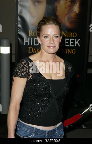 24 janvier 2005 ; Los Angeles, CA, États-Unis ; L'actrice ELISABETH SHUE lors de la première de 'Hide and Seek' au Théâtre Zanuck. Banque D'Images