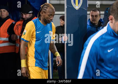 5 mars 2015 : Mohamed Tchite #10 de Petrolul Ploiesti au début du match de Cupa Romaniei (Coupe de Roumanie) entre le FC Petrolul Ploiesti (ROU) et le FC Steaua Bucarest (FCSB) au stade ''Ilie Oana'', Ploiesti à Ploiesti, Roumanie ROU. Catalin Soare/www.sportaction.ro(crédit image : © Cristian Stavri/Cal Sport Media/ZUMAPRESS.com) Banque D'Images