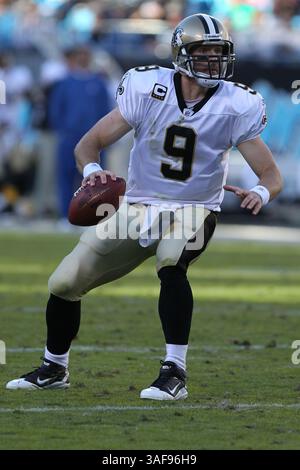 7 novembre, 2010 ; New Orleans Saints quarterback Drew Brees (9) dans l'un des rares moments, il a été précipité au stade Bank of America à Charlotte, NC. Score à la moitié est Saints 14- Panthers 3..Jim Dedmon/CSM(Image Crédit : © Jim Dedmon/Cal/ZUMApress.com) Media Sport Banque D'Images