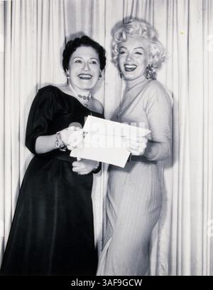 01 juin 1953 ; Hollywood, Californie, États-Unis ; MARILYN MONROE actrice. Blonde Bombshell née NORMA JEAN BAKER le 1er juin 1926. MARILYN MONROE est décédée d'une overdose de drogue le 5 août 19621953, sur la photo : MARILYN MONROE. (Crédit image : SNAP/ZUMAPRESS.com) Banque D'Images