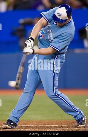 25 septembre 2009 : le premier joueur de base des Blue Jays de Toronto, Lyle Overbay #35, en action au Rogers Centre de Toronto lors d'un match de la MLB entre les Mariners de Seattle et les Blue Jays de Toronto. Les Blue Jays ont gagné 5-0..***** POUR USAGE ÉDITORIAL UNIQUEMENT (crédit image : SGM/ZUMAPRESS.com) Banque D'Images