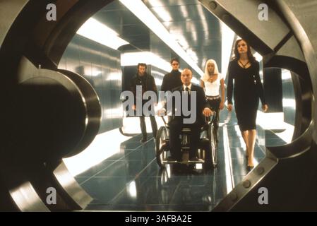 14 avril 2000 ; Hollywood, Californie, États-Unis ; Wolverine (HUGH JACKMAN), Cyclops (JAMES MARSDEN), Xavier (PATRICK STEWART), Storm (HALLE BERRY) & Jean Grey (FAMKE Jansen) dans X-Men de Fox Home Entertainment. (Image de crédit : ZUMA Press/ZUMAPRESS.com) Banque D'Images
