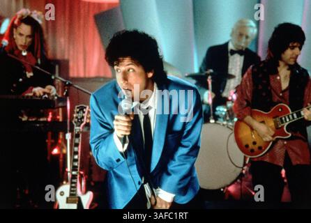 02 février 2002 ; Hollywood, CA, États-Unis ; L'acteur ADAM SANDLER joue le rôle de Robert J. 'Robbie' Hart dans 'The Wedding Singer.'. (Image de crédit : ZUMA Press/ZUMAPRESS.com) Banque D'Images