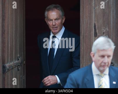 28 mai 2012 - Londres, Angleterre, Royaume-Uni - L'ancien premier ministre travailliste TONY BLAIR quitte les cours royales de justice après avoir témoigné à l'enquête Leveson sur les normes de presse à la haute Cour. (Crédit image : © Ki Price/ZUMAPRESS.com) Banque D'Images