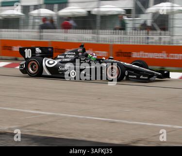 Dario Franchitti (10 ans), pilote de la série IndyCar D'IZOD, s'entraîne au Grand Prix de Detroit belle Isle de Chevrolet le 1er juin 2012 à Detroit, Michigan. Tom Turrill/CSM (image crédit : © Tom Turrill/Cal Sport Media/ZUMAPRESS.com) Banque D'Images