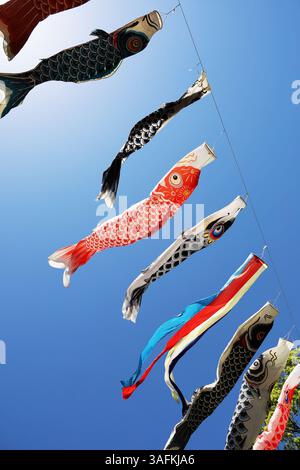 Streamer De Carpe Japonais (koinobori) - 55 Cm De Long, En Tissu Polyester - Décoration Extérieure Pour Jardin, Restaurant Ou événement