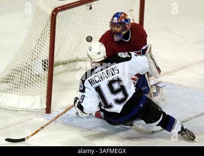 9-Lightning de Tampa Bay (19) Brad Richards a marqué le deuxième but contre le gardien des Canadiens de Montréal (crédit image : St Petersburg Times/ZUMAPRESS.com) Banque D'Images