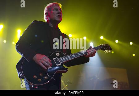 22 septembre 2012 - créé Louis, MO, USA - Alex Lifeson de Rush se produit au Scottrade à Louis, Missouri. (Crédit image : © Zia Nizami/MCT/ZUMAPRESS.com) Banque D'Images
