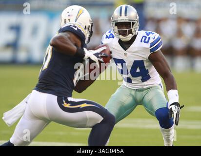 18 août 2012 - San Diego, CA, États-Unis - le cornerback des Dallas Cowboys Morris Claiborne (24 ans) s'engage sur le récepteur large San Diego Chargers Micheal Spurlock lors de l'action de pré-saison de la NFL au Qualcomm Stadium de San Diego, Californie, le samedi 18 août 2012. (Crédit image : © Ron Jenkins/Fort Worth Star-Telegram/MCT/ZUMAPRESS.com) Banque D'Images