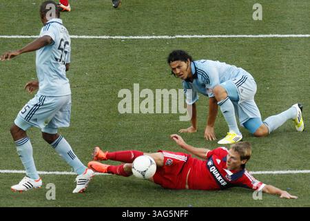 ''LÉGENDE CORRIGÉE'' 29 juin 2012 : Chris Rolfe #18 du Chicago Fire en action pendant le match de MLS entre le Chicago Fire et le Sporting Kansas City au LIVESTRONG Stadium de Kansas City KS(image crédit : © Kyle Rivas/Cal Sport Media/ZUMAPRESS.com) Banque D'Images