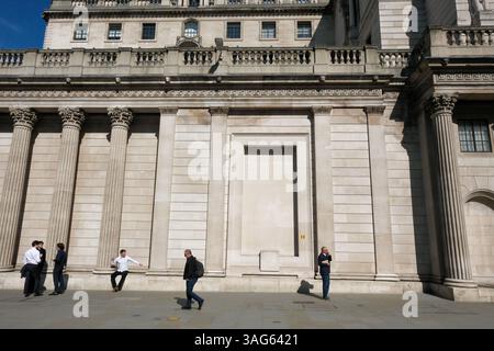 Ville de Londres, Royaume-Uni. 8 avril 2025. Trump USA tarifs, avec des marchés volatils. Banque d'Angleterre. Credit : Matthew Chattle/Alamy Live News Banque D'Images