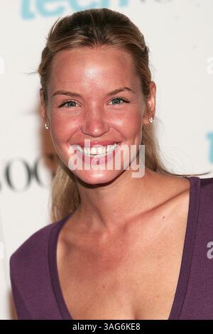 20 septembre 2005 ; Hollywood, CA, États-Unis ; ASHLEY SCOTT lors de la célébration du numéro « Young Hollywood » du magazine Teen Vogue qui s'est tenue à l'hôtel Hollywood Roosevelt à Hollywood, CA. (Crédit image : Jerome Ware/ZUMAPRESS.com) Banque D'Images