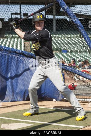18 août 2012 - Chicago, Illinois, U. S - la star du baseball préparatoire CLINT FRAZIER, vue ici au match de baseball All-American Under Armour, qui a lieu au stade Wrigley Field. (Crédit image : © TriplePlayNewMedia/ZUMAPRESS.com) Banque D'Images
