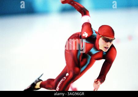 Le 14 février 2002 - Salt Lake City, Utah, É.-U. - CATRIONA LE MAY DOAN (CAN) participe à l'épreuve féminine de patinage de vitesse du 500 mètres, remportant la médaille d'or olympique et établissant un nouveau record olympique. (Crédit image : © Troy Wayrynen/ZUMAPRESS.com) Banque D'Images