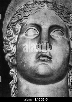 Juno Ludovisi, statue romaine à tête en marbre Banque D'Images